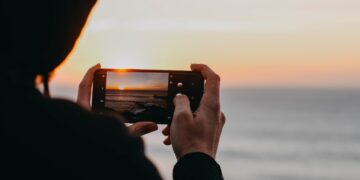 Cari-Bois launches pilot youth journalism project