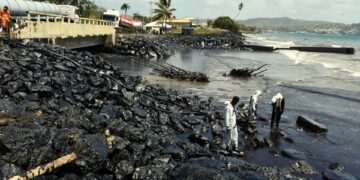 Are there any agreements to protect Trinidad & Tobago from oil spills in Venezuela and Guyana?